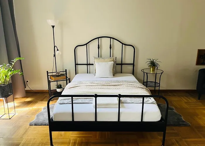 Beautiful Centre Apartment